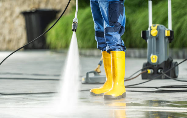 Why Choose Our Certified Pressure Washing Experts for Your Project Needs in Broadview Park, FL?